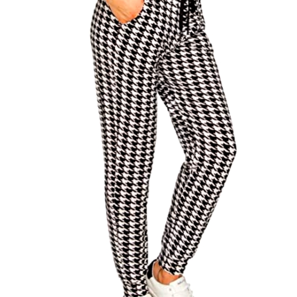 Fleece lined plaid joggers-worn once - Picture 3 of 5